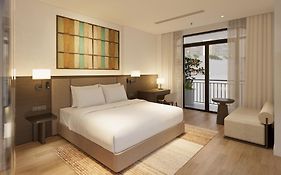 Trà Cổ Long Beach Hotel&Resort